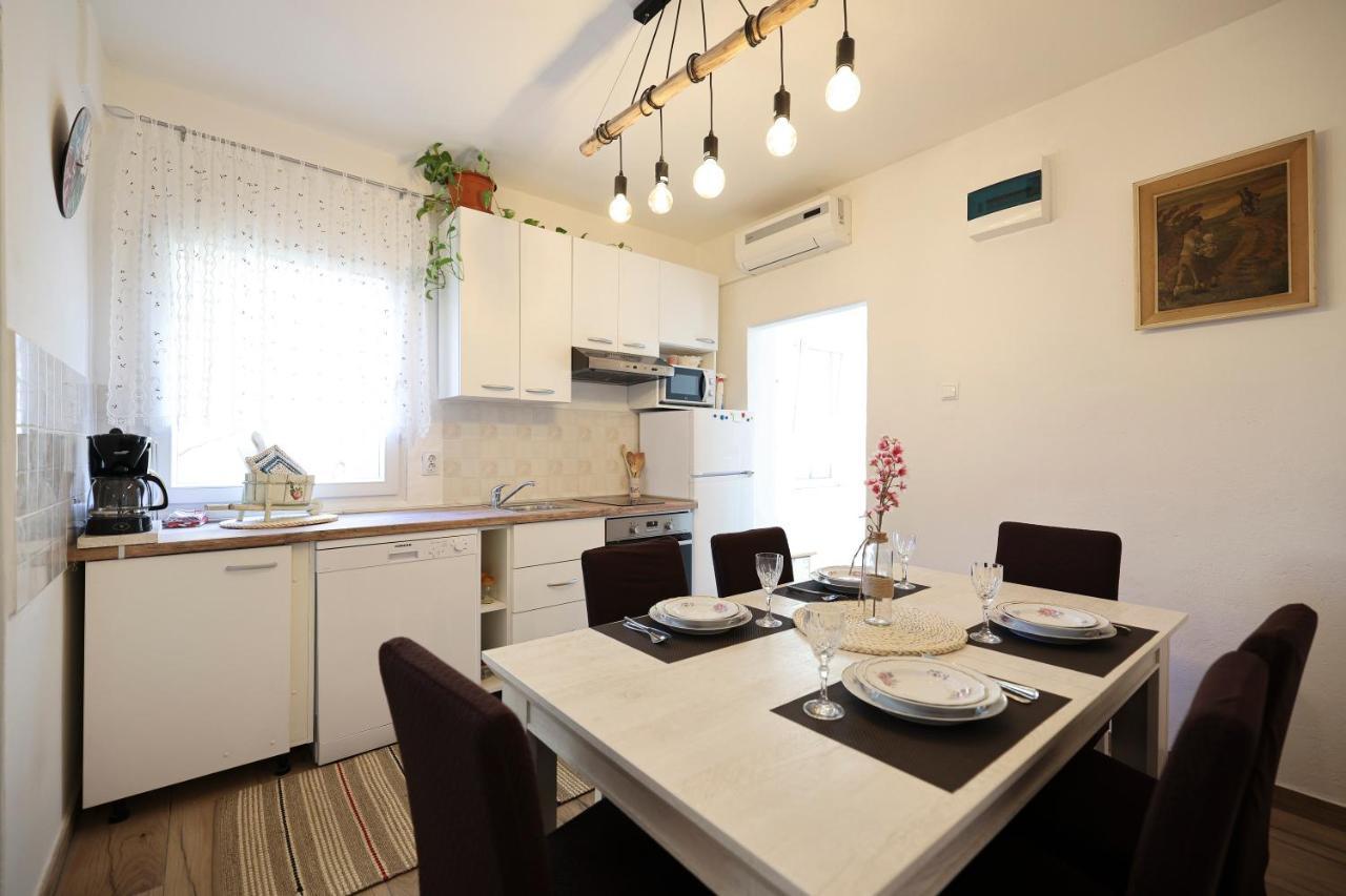 Apartment Rustica Zadar With Exclusive Use Of The Pool-Ground Floor Exterior photo